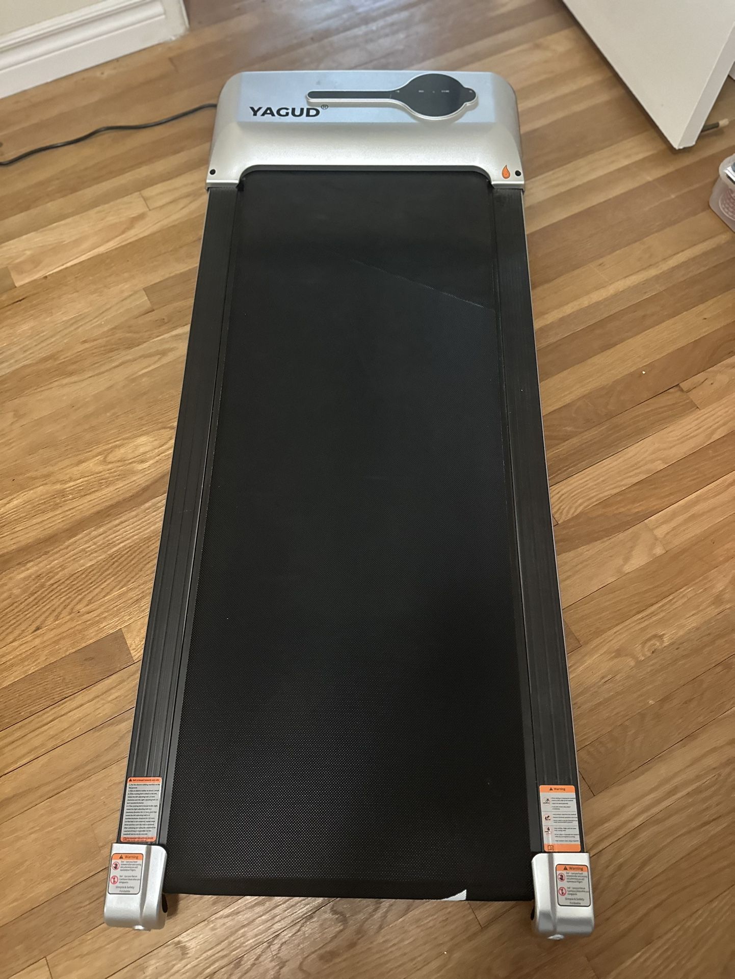 Walking pad / Treadmill