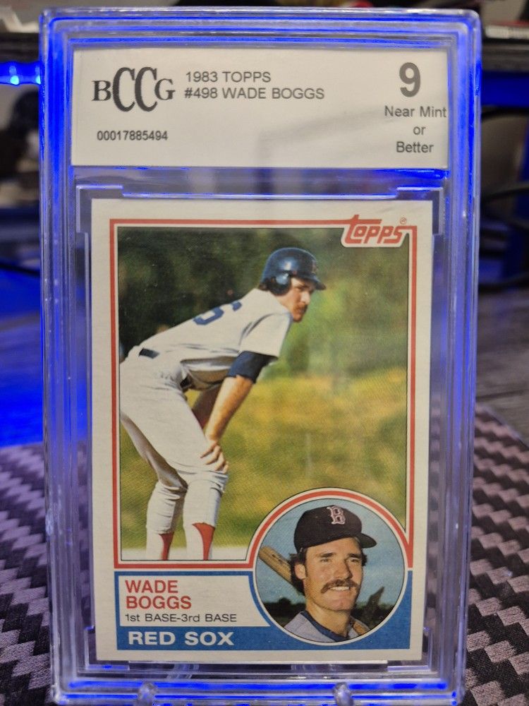 WADE BOGGS (ROOKIE CARD) TOPPS 1983 #498 MINT 9