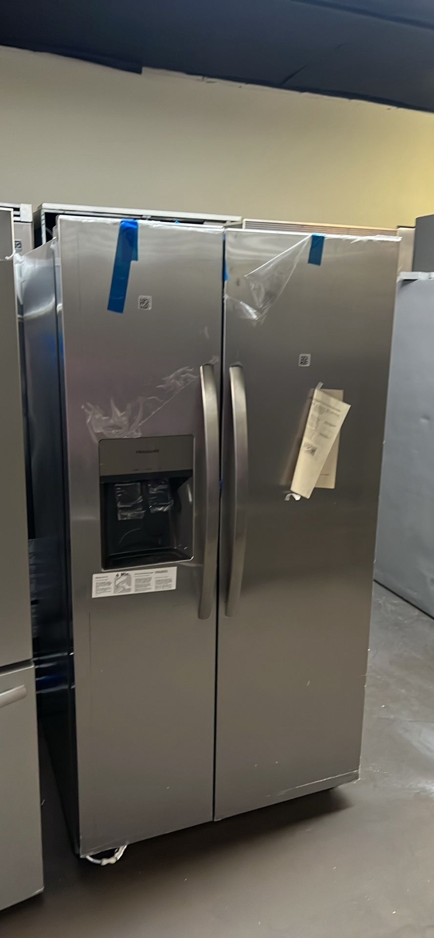 New Open Box Frigidaire Stainless Steel Side By Side Refrigerator