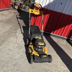 DeWALT mower Self Propelled 