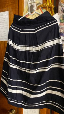 Ann Taylor size 2p skirt