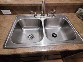 Sink & faucet