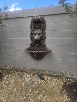 Cast Aluminum Lion Head Wall Planter Fountain - 4ft x 3ft