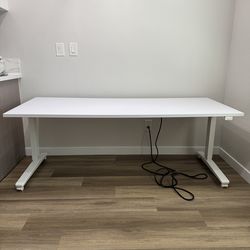 UPLIFT Standing Desk - 72” x 30” - White - Extended Range + Cable Tray + Casters