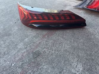2020 2024 audi q7 driver left taillight 