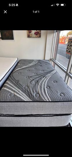 Twin mattress