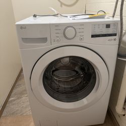 New LG White Washer 