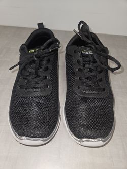 Men Shoes Skechers Size 8.5