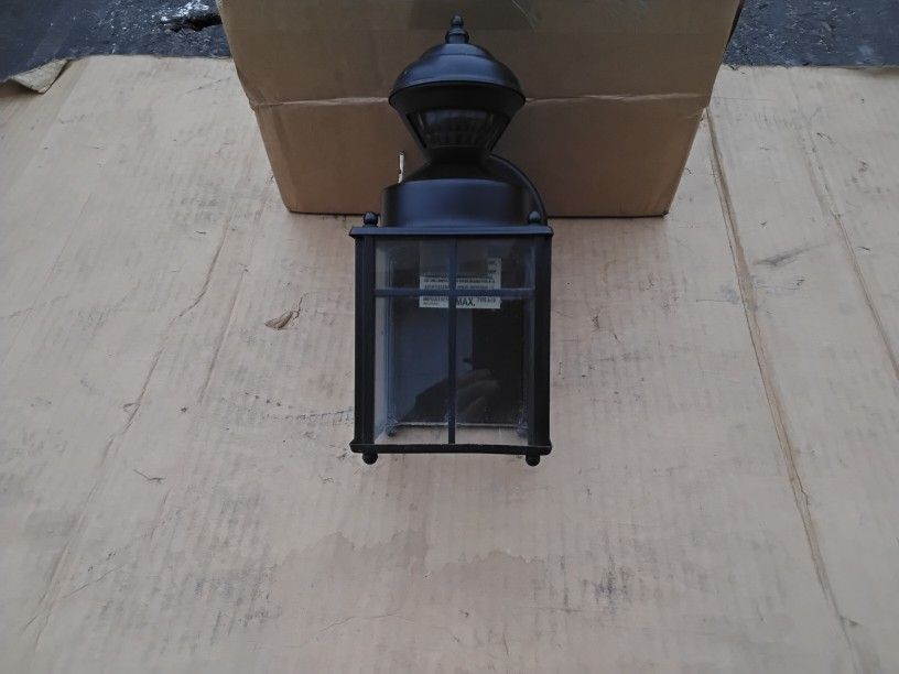 Nice Black Outside Porch Light With Dust Till Dawn Sentinel Brand New.
