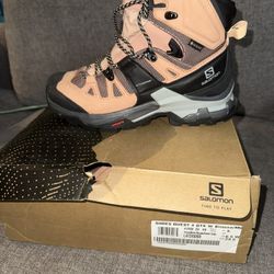Salomon Quest Hiking Boots 