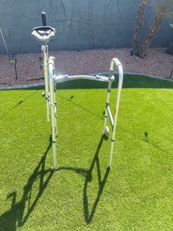 Handy cap walker