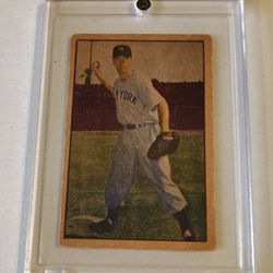 1952 Berk Ross Gil Mcdougald Error Card