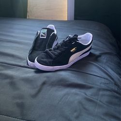 PUMAS SIZE(10)