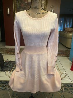 Super Pretty Ultra Light Pink Dress Size Small 🩷🩷