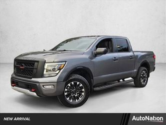 2021 Nissan TITAN