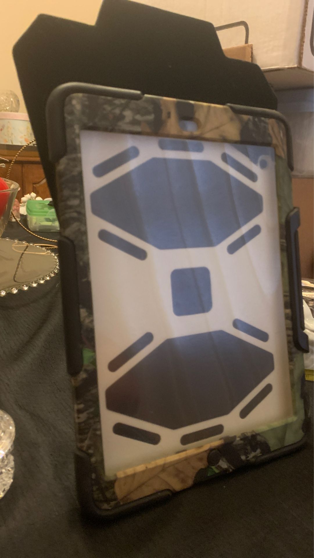 iPad second generation Mossy Oak case