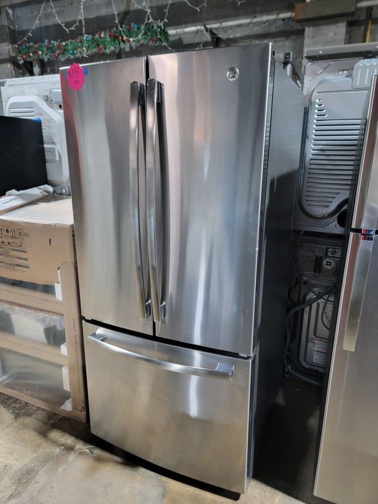 GE 33in French Doors Refrigerator Stainless Steel Working Perfectly 4-months Warranty 