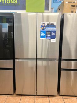 Samsung 23 Cu. Ft. Counter Depth 4-Door French Door Refrigerator with Beverage Center in Stainless Steel