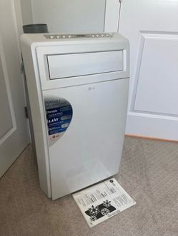 Air Conditioner - LG - LIKE NEW