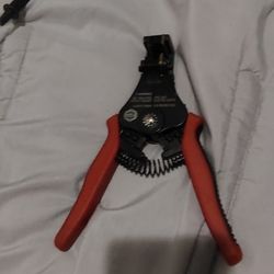 Automatic Wire Strippers 