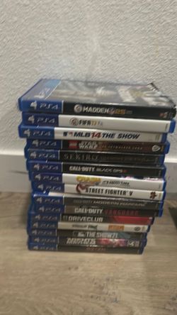 PS4 three controllers 15 games