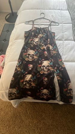 Skull Dress size Small