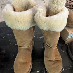 Ugg Snow Boots 