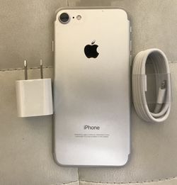 iPhone 7 32GB Factory Unlocked