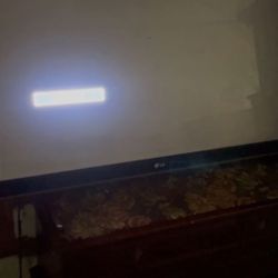 LG Tv For Sell Repost! 