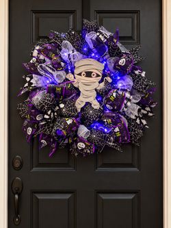 Halloween Mummy Wreath