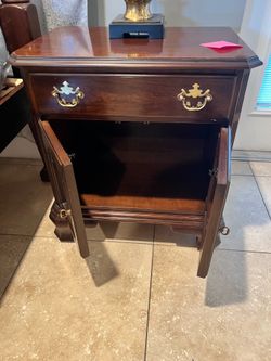 Drexel night stand