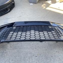2025-2026 Toyota Camry SE  Front Bumper 