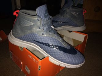 Nike high top hypervenoms