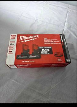Brand new Milwaukee M12 RedLithium Starter Kit
