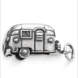 Brand New** Retired  James Avery Camper Charm 