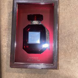 Victoria Secret Bombshell Perfume 