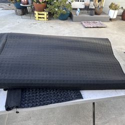 Den-dry under mattress pad