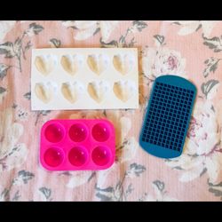 Silicone Baking Molds