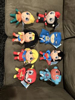 DC Comics Super Friends Medium 8” Plush Mix Set Of 8