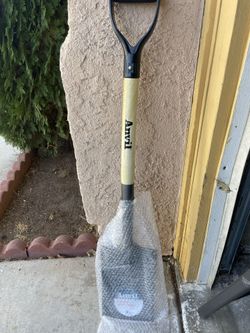 New Anvil D-handle Spade 