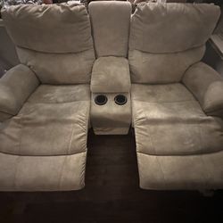 La-Z-Boy Trouper Reclining Loveseat Sofa