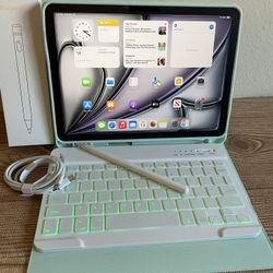 Apple iPad Air 11” M2 chip 128GB (2024 model / Gray) with keyboard and Pencil (100% battery) 