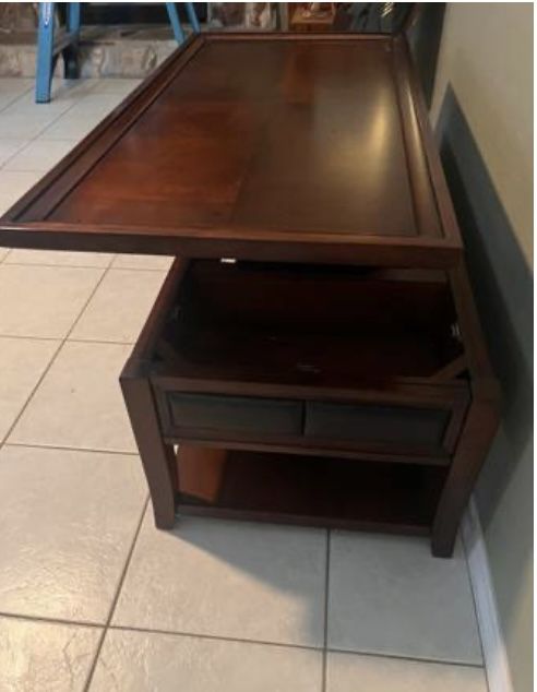 Flip Top Cocktail Table & Two End Tables 