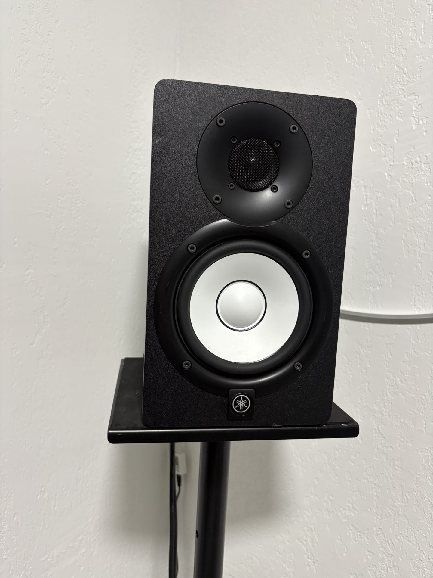 Hs5 Yamaha Studio Monitors