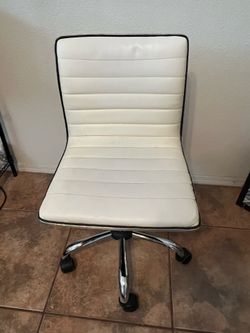 Used chair white