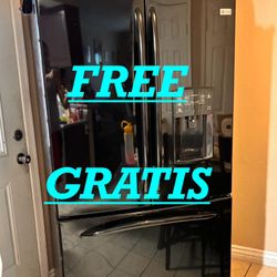 FREE GRATIS REFRIGERATOR