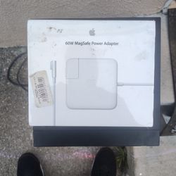 60W magSafe Power Adapter 