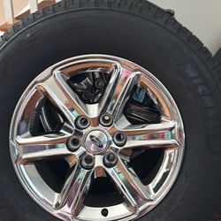 4 brand new Michelin and rims 18"