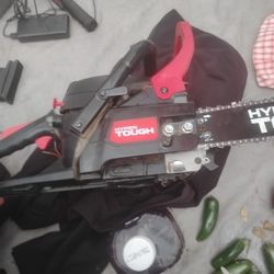  New Hyper Tough Chainsaw W/ 18 Inch Bar, And Locking Saw Box