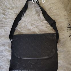 Messenger Bag